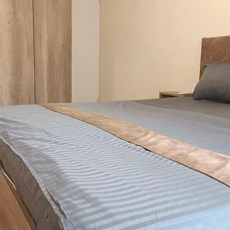 Apartm 9 Mara Gidik Street 16 Apartment