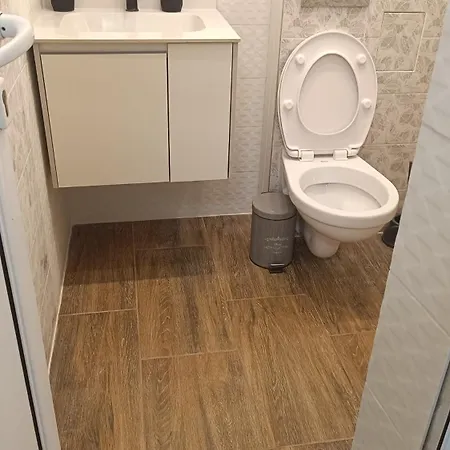 Apartment Apartm 9 Mara Gidik Street 16 *
