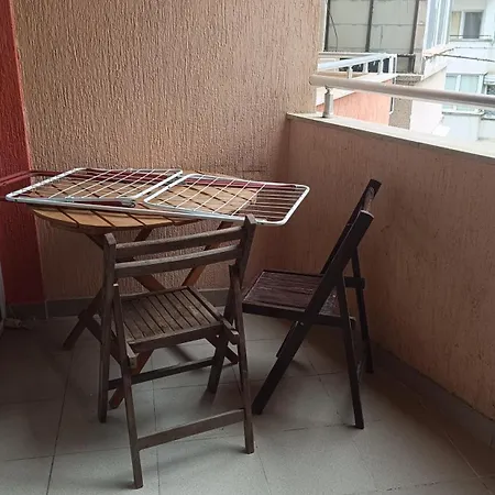 Apartm 9 Mara Gidik Street 16 아파트 플로브디프
